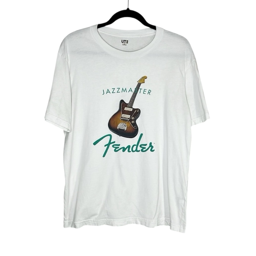 Uniqlo Fender Jazzmaster Guitar graphic print white tee size Medium